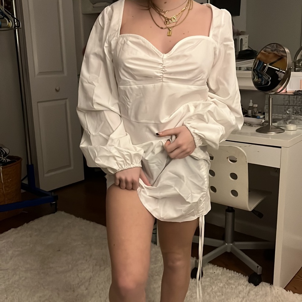 selling this princess polly dress - Picture 2 of 3